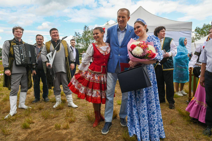 ПРАЗДНИК ЕДИНСТВА, ТРАДИЦИЙ И УГОЩЕНИЙ!