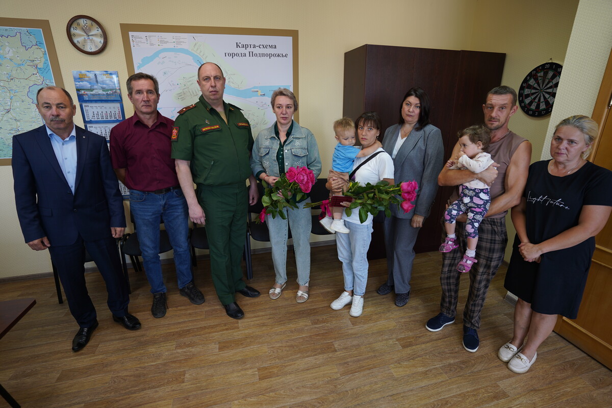 В ПОДПОРОЖЬЕ ГОСНАГРАДЫ ПОГИБШИХ НА СВО БОЙЦОВ ПЕРЕДАЛИ ИХ РОДНЫМ