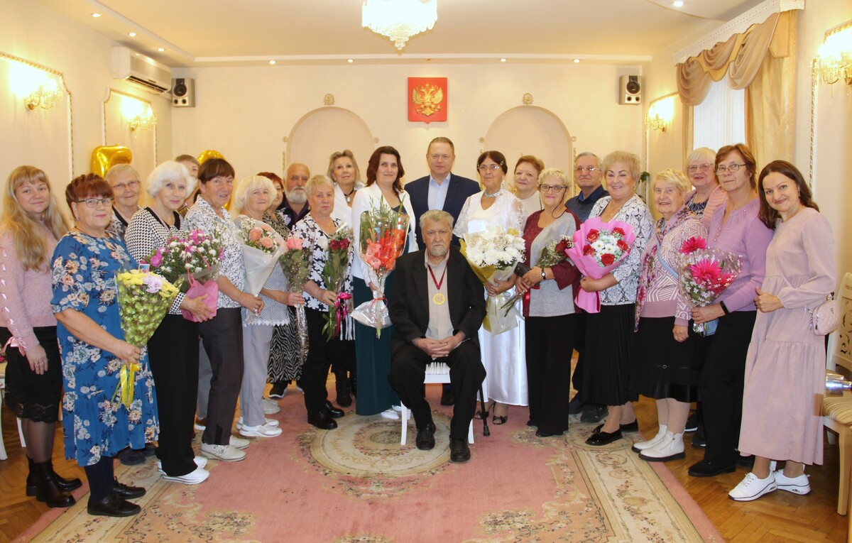 ЛОДЕЙНОПОЛЬСКАЯ СЕМЬЯ КОЛМАКОВЫХ: 50 ЛЕТ ВМЕСТЕ