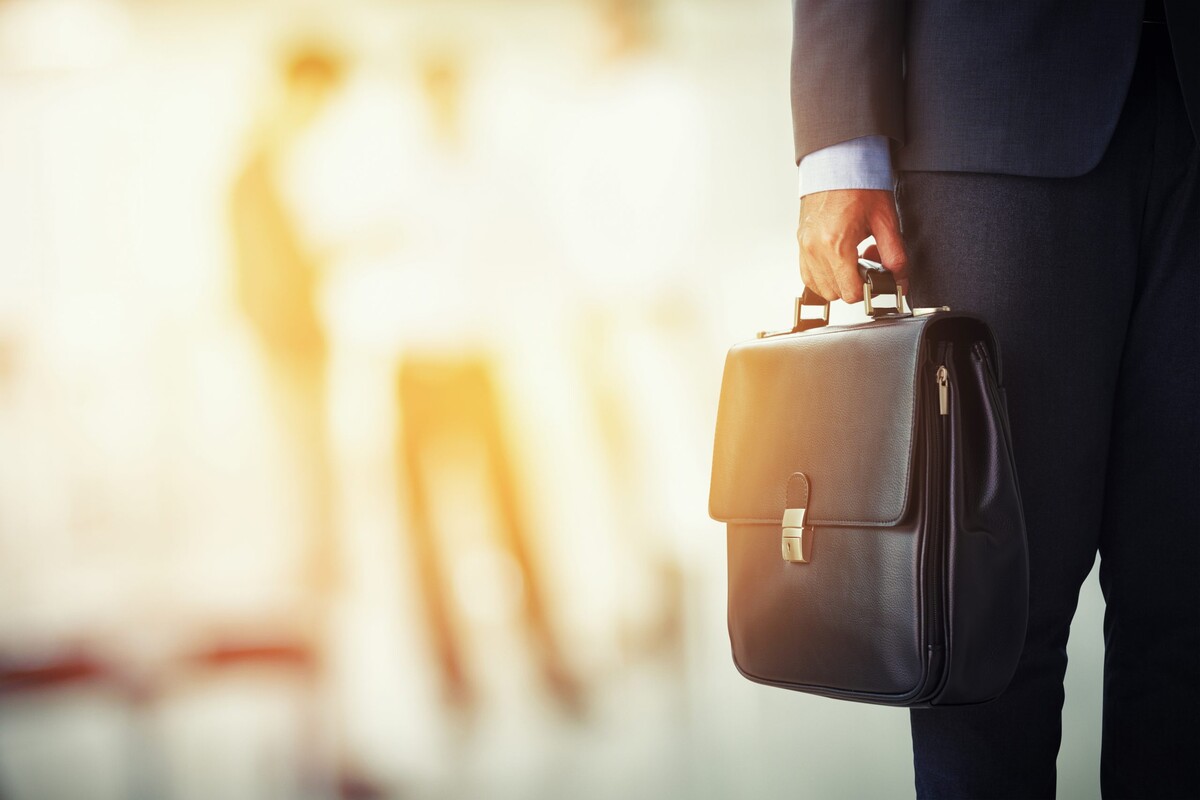 ОБНОВЯТ СОСТАВ ПРАВИТЕЛЬСТВА НА 30%