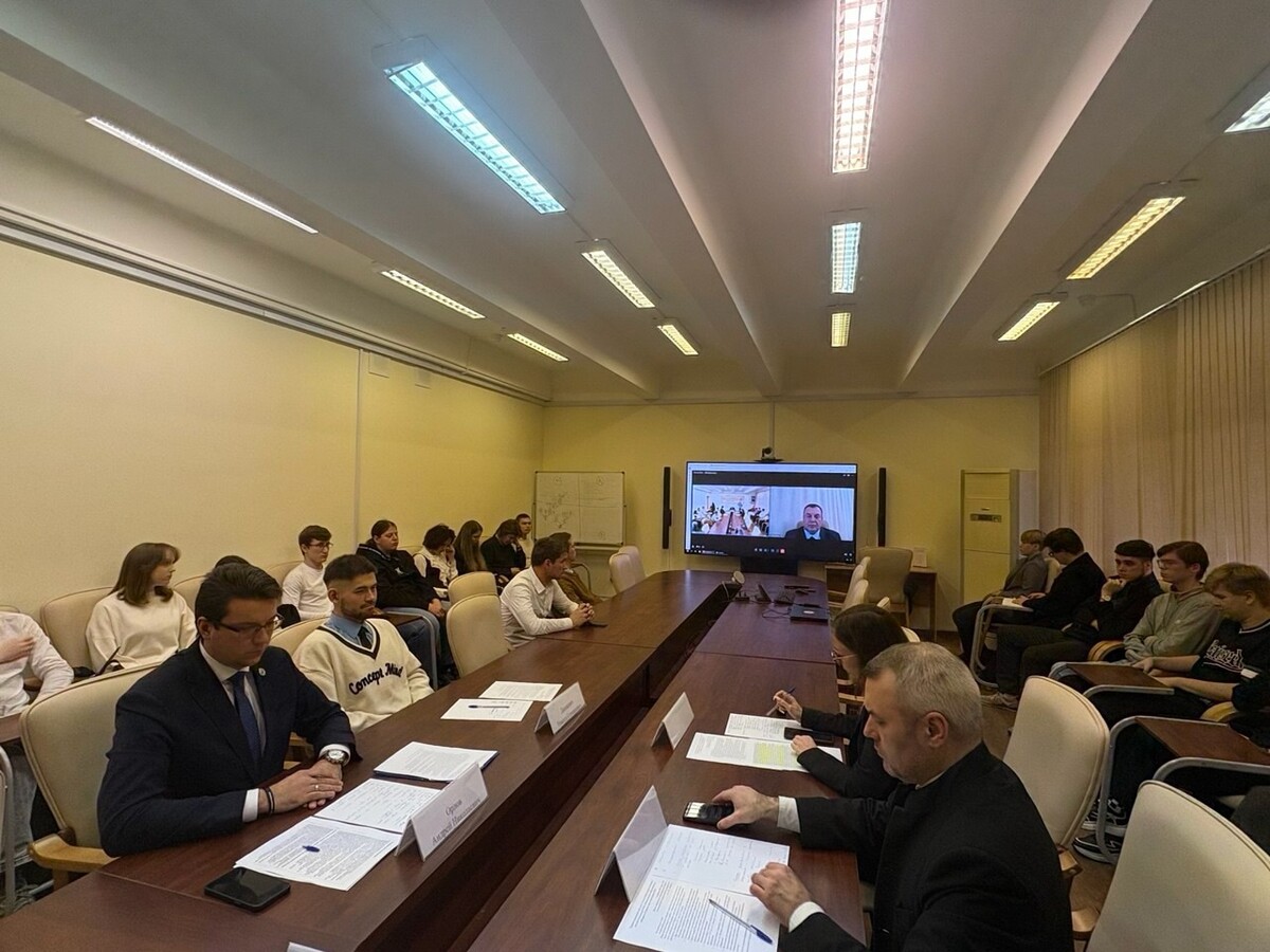 ОБСУЖДЕНЫ ИТОГИ ОБЩЕСТВЕННОГО НАБЛЮДЕНИЯ НА ВЫБОРАХ ГУБЕРНАТОРА