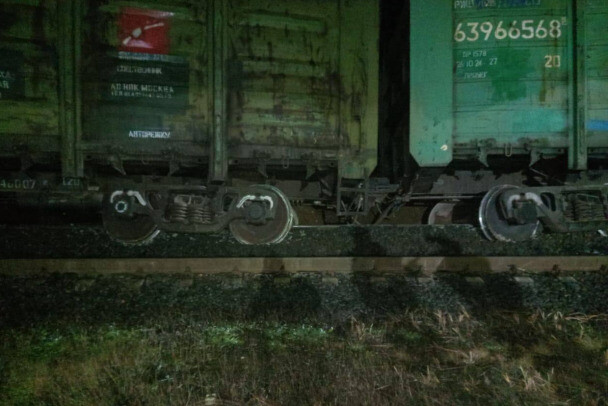 В ЯНЕГЕ С РЕЛЬСОВ СОШЛИ ГРУЗОВЫЕ ВАГОНЫ
