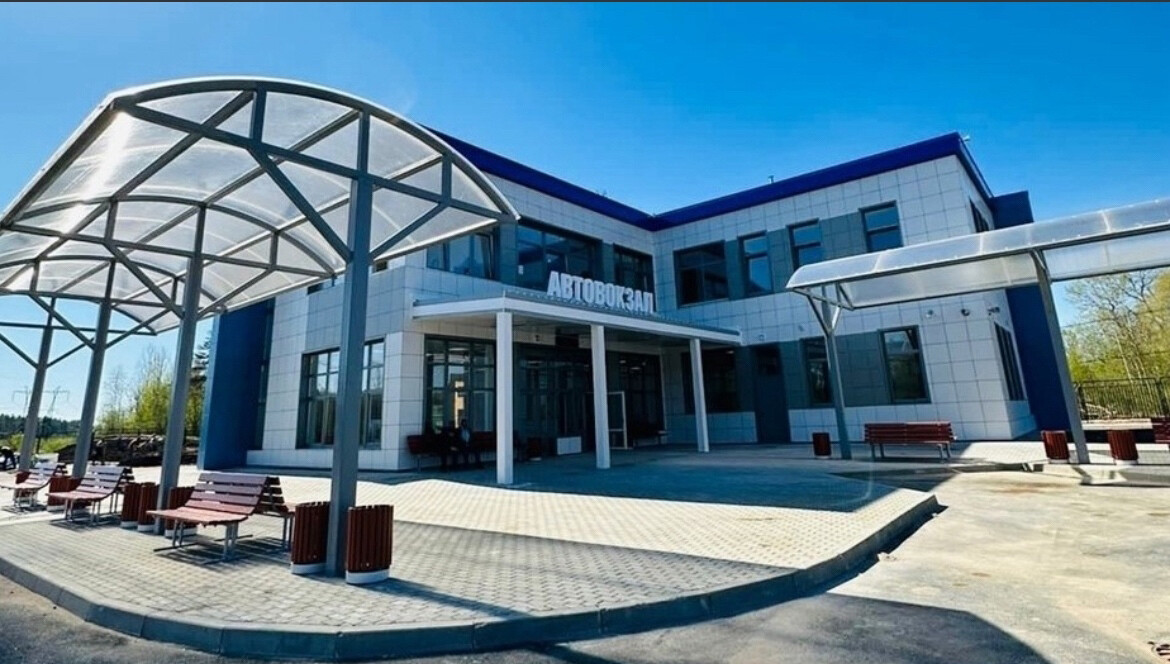 ПЕРЕИГРАЮТ ЗАКУПКИ НА ПАССАЖИРСКИЕ ПЕРЕВОЗКИ ПЕРЕИГРАЮТ ЗАКУПКИ НА ПАССАЖИРСКИЕ ПЕРЕВОЗКИ