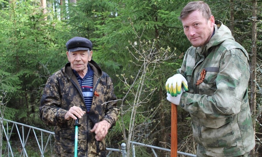 В ЛОДЕЙНОМ ПОЛЕ ВЫСАДИЛИ "САД ПАМЯТИ" В ЧЕСТЬ ГЕРОЕВ ВОЙНЫ