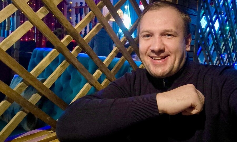 ПОДЖИГАТЕЛЮ ВОЛОНТЕРСКОГО ШТАБА В ПОДПОРОЖЬЕ ПРОДЛИЛИ СРОК СОДЕРЖАНИЯ ПОД СТРАЖЕЙ
