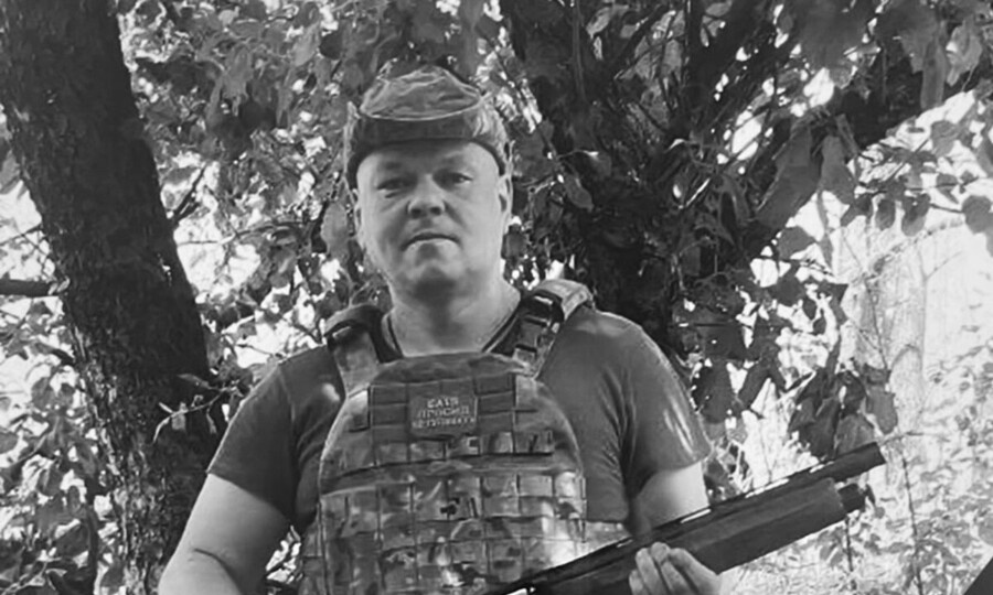 В ПОДПОРОЖЬЕ ПРОСТЯТСЯ С ГЕРОЕМ...