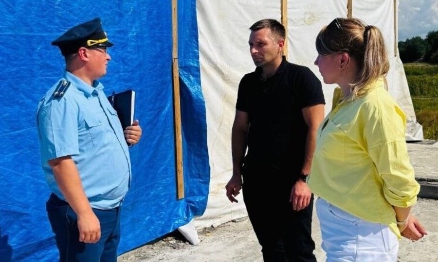 В ЛОДЕЙНОМ ПОЛЕ ПРОКУРАТУРА ВЫЯВИЛА НАРУШЕНИЯ ПРИ ЭКСПЛУАТАЦИИ ПРИЧАЛА