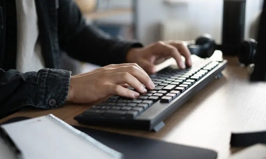 ОПРАВДЫВАЛ ТЕРРОРИЗМ