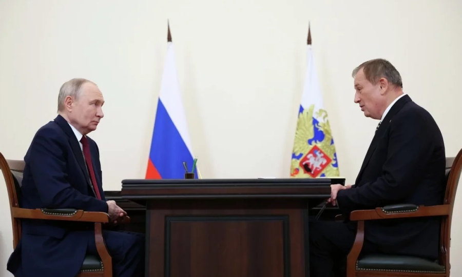 ПРЕЗИДЕНТ РФ ВСТРЕТИЛСЯ С ГУБЕРНАТОРОМ ЛЕНОБЛАСТИ