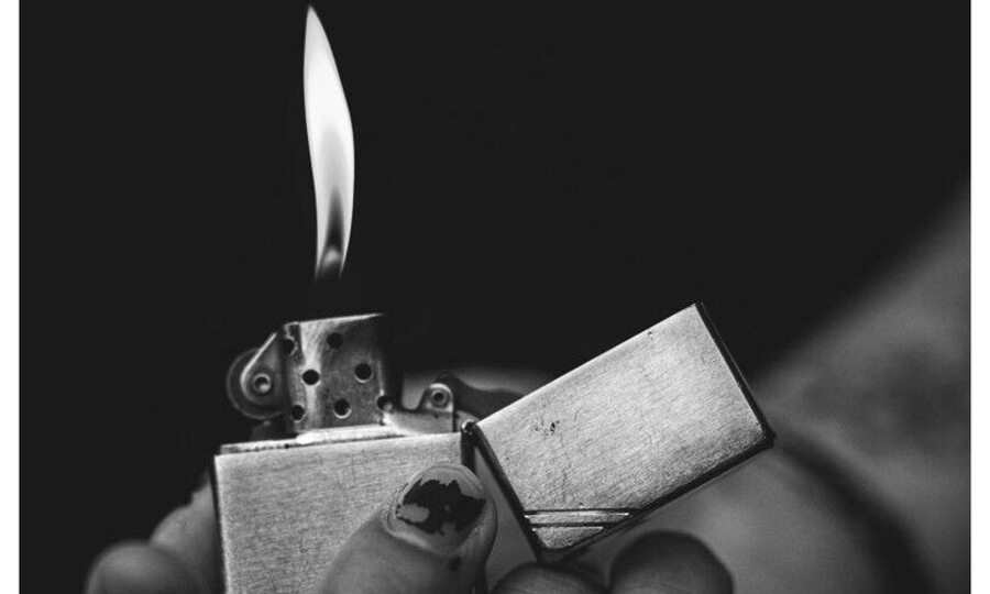 ПОДОЖГЛА ПУНКТ СБОРА ГУМПОМОЩИ